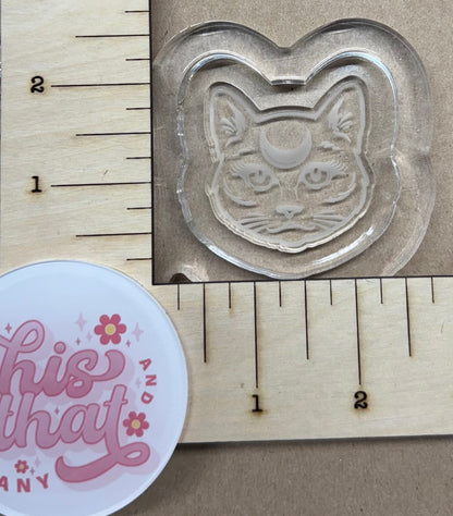 Silicone Mold For Resin | Crescent Moon Cat Flat
